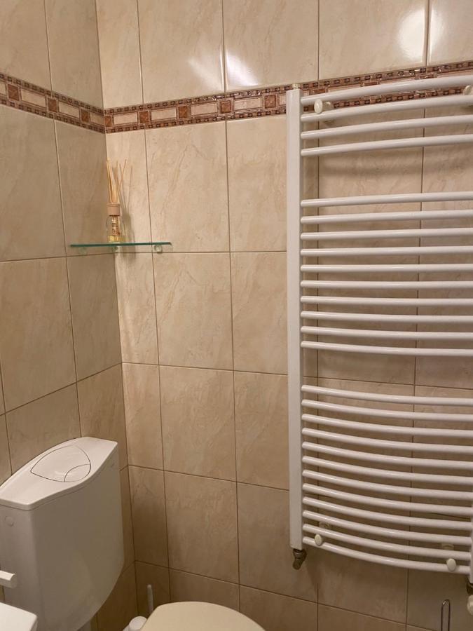 Blue Danube Apartment Downtown With Free Parking Budapeste Exterior foto