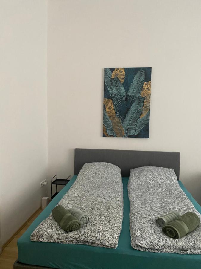 Blue Danube Apartment Downtown With Free Parking Budapeste Exterior foto